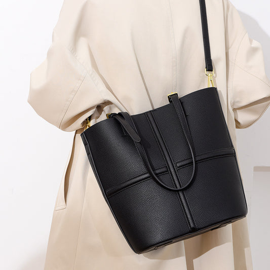 Classic Commuter Tote – Spacious Premium Bag for Work & Commute