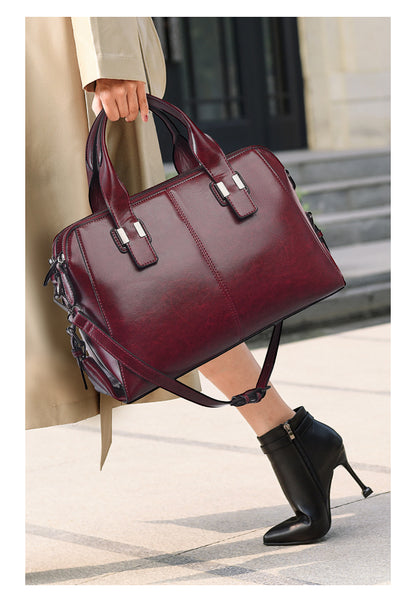 Biker-Style Tote – Spacious Shoulder Bag for Work & Commute